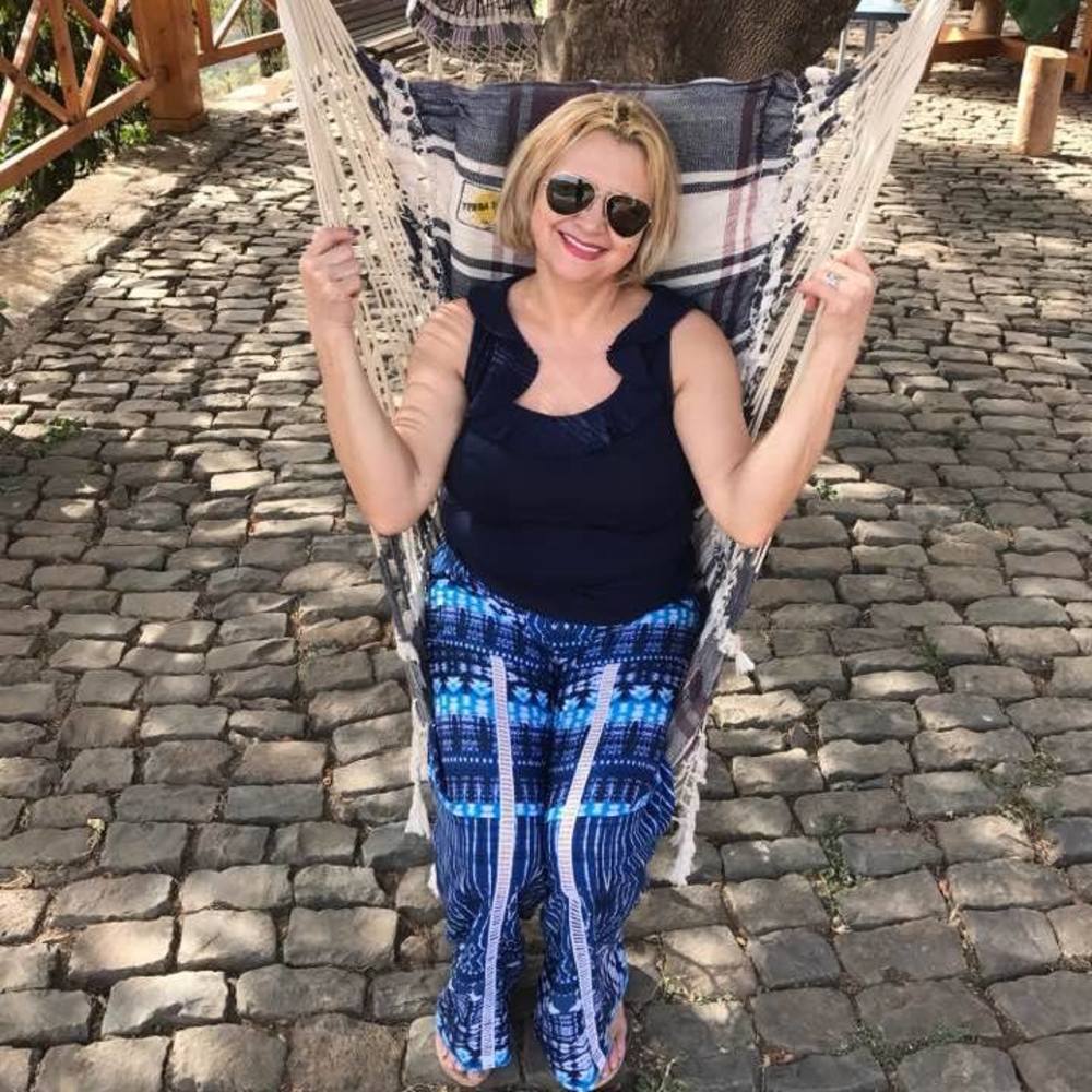 Meet your Posher, Gena